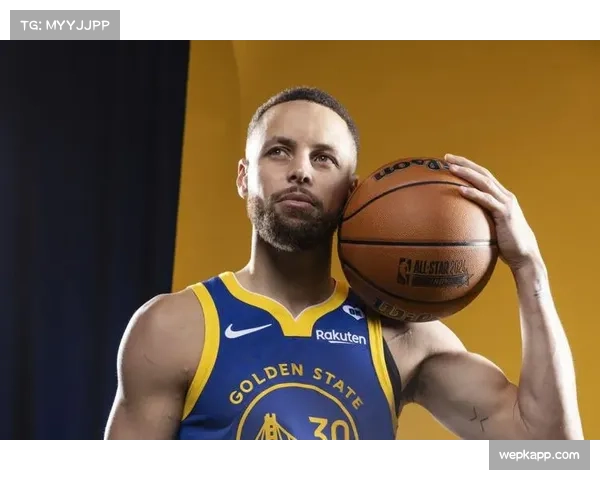 库里加盟勇士成为商业契机 十五年市值增长三十倍。